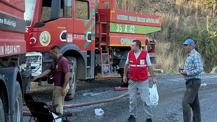 Kızılay'dan Beydağ'daki Yangına Hızlı Destek