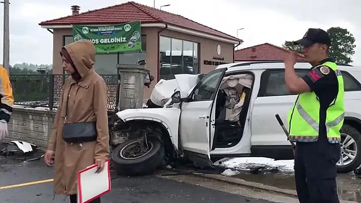 Kızını sınava yetiştirmek isterken kazada öldü