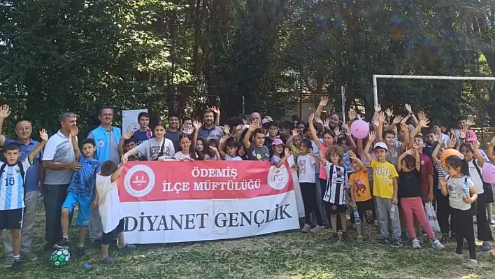 Kur'an Kursu Öğrencileri Gölcük'te Doğayla Buluştu