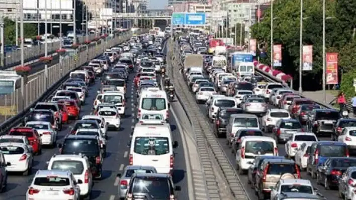 Kurban Bayramı Trafik Tedbirleri Açıklandı: Ağır Araçlara Kısıtlama, Radar ve Otobüs Denetimleri Artıyor