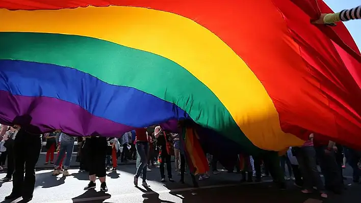 LGBT, Türkiye’de sondan ikinci