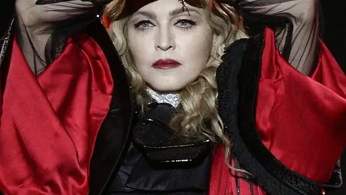 Madonna vasiyeti için talimat  listesi oluşturdu