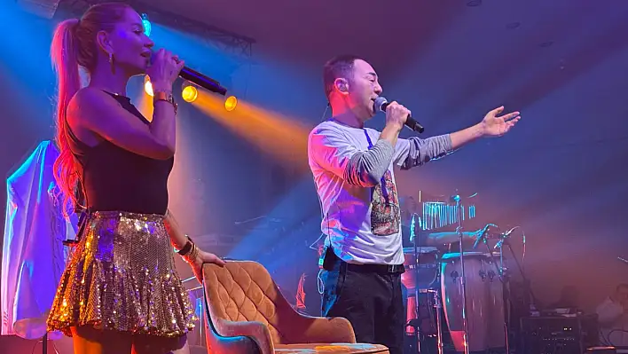 Mehmet Dalcıoğlu Organizasyonuyla Serdar Ortaç Ödemiş'te Coşturdu