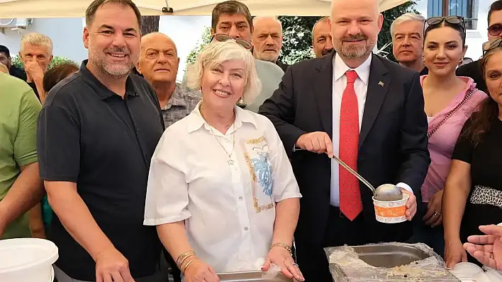 Menemen'de Aşure Etkinliği Tartışma Yarattı