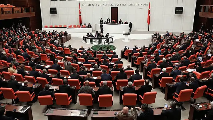 Milletvekilleri hakkında 13 dokunulmazlık dosyası Meclis'e geliyor