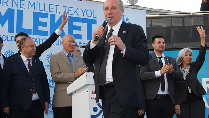 Muharrem İnce İzmir mitinginde CHP’ye yüklendi