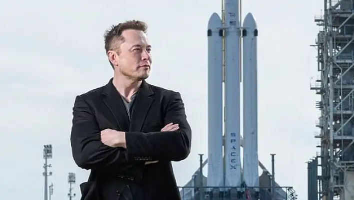 Musk’tan, dünya çapında ihbarların ardından UFO paylaşımı