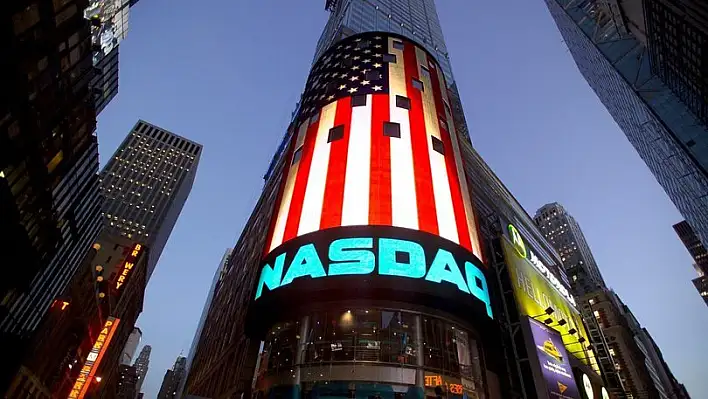 Nasdaq’tan 10.5 milyar dolarlık satın alma