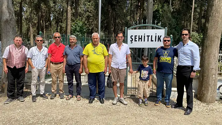 Ödemiş Fenerbahçeliler Derneği'nden Şehitlik ve Huzurevi Ziyareti