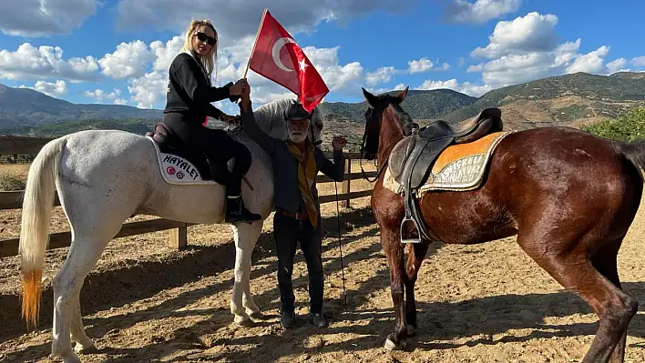 Ödemiş Rahvan Atçılığın Merkezi Olduğunu Bir Kez Daha Kanıtladı