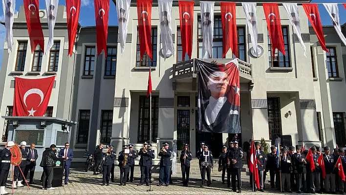 Ödemiş'te 18 Mart Çanakkale Zaferi ve Şehitleri Anma Günü Programı Düzenlendi