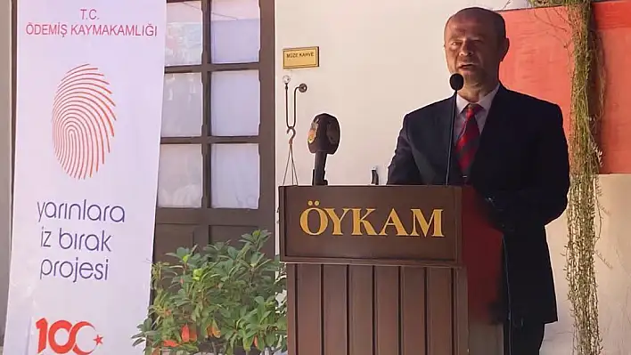 Ödemiş'te Necip Fazıl Kısakürek Şiirleri Yankılandı