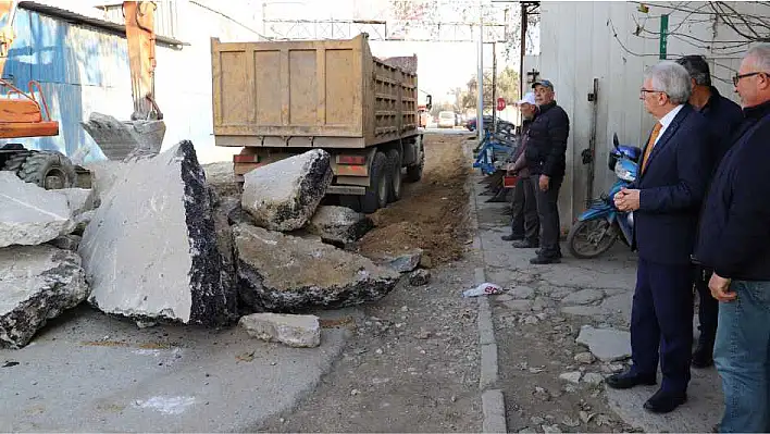 Ödemiş'te Sanayi Caddesi'nde sıcak asfalt için çalışmalar başladı