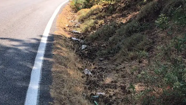 Ovacık Yolunda Çöp Tepkisi: 'Bu Doğa Bu Kadar Sahipsiz mi?'
