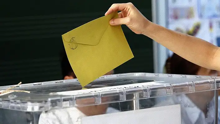 Pusuladaki parti sayısı düştü