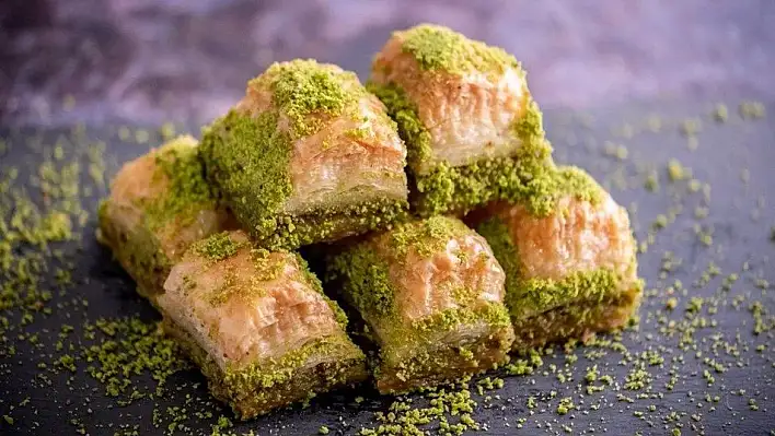 Ramazan Bayramı öncesi tatlı fiyatları, iki katı!