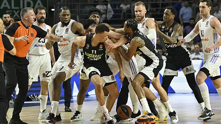 Real Madrid – Partizan maçında ortalık karıştı, maç ertelendi