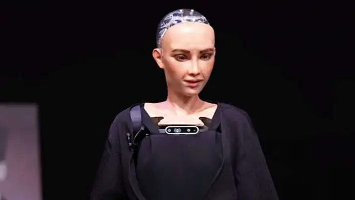 Robot Sophia kimdir? Robot Sophia Nereli? Robot Sophia Tutuklandı mı?