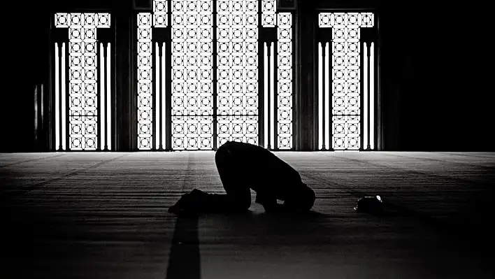 Rüyada namaz kılmak ne anlama gelir? İşte rüya tabirleri…