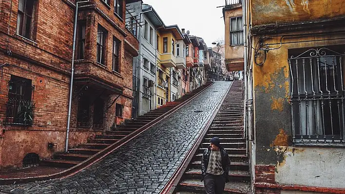 Rüyada yokuş çıkmak ne anlama gelir? İşte rüya tabirleri…