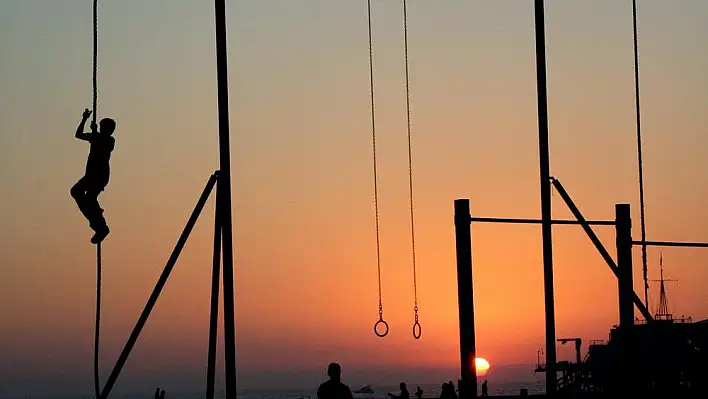 Rüyada yüksekte olmak ne anlama gelir? İşte rüya tabirleri…