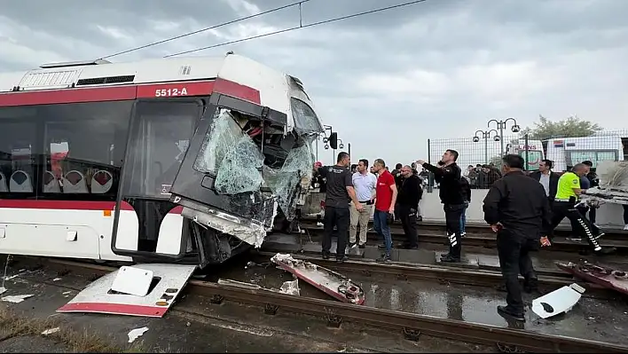 Samsun'da tramvay kazası: 2'si ağır 26 yaralı