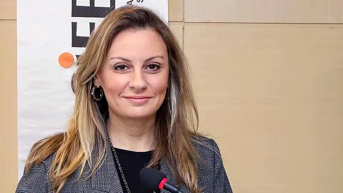 Seda Kaya Ösen: Vatandaşlarımıza ulaşmak için kapı kapı geziyoruz
