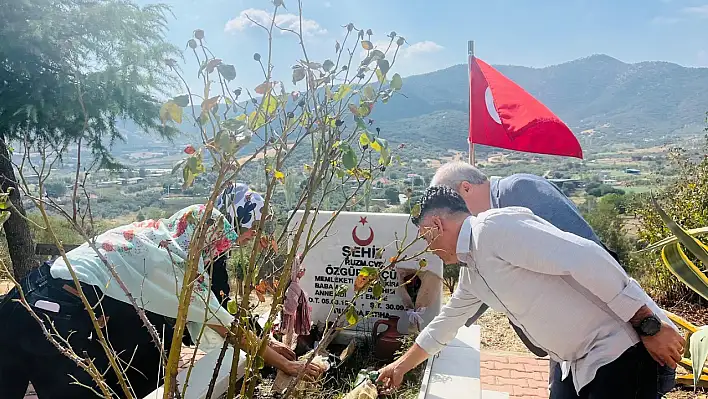.Şehit Piyade Uzman Çavuş Özgür Küçük Mezarında Anıldı