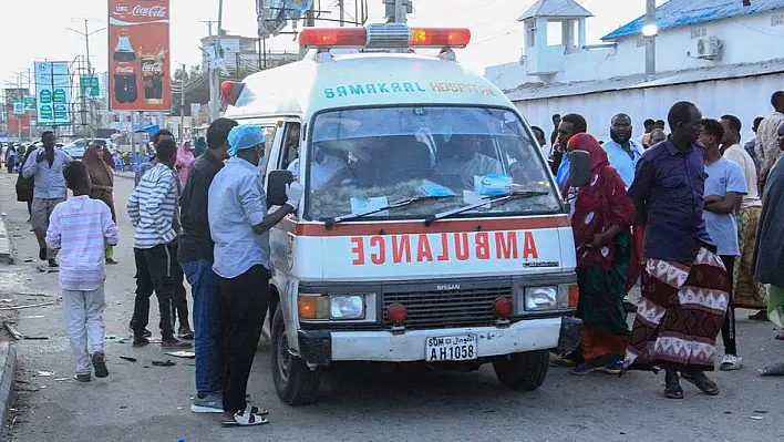 Somali'de bomba yüklü kamyon patladı: 13 ölü, 40 yaralı