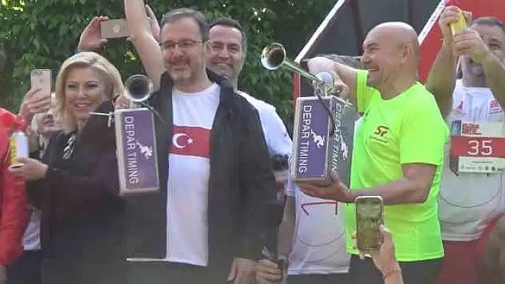 Start verildi… Maraton İzmir başladı