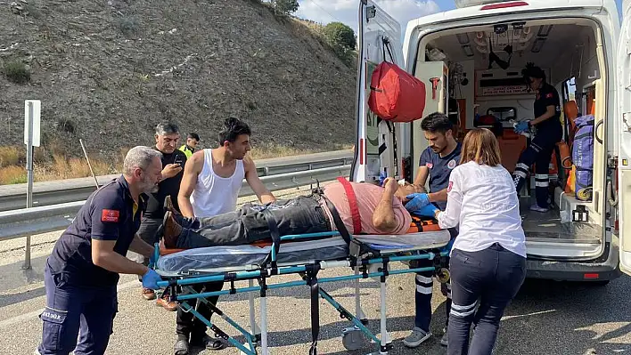 Tıra arkadan çarpan otomobilin içindeki şahıs hayatını kaybetti