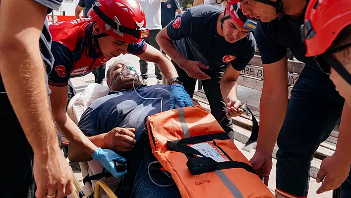 Tire'de İtfaiyeden Gerçeğini Aratmayan Tatbikat