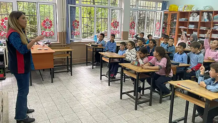 Tire'de Öğrencilere Gıda Hijyeni ve Etiket Okuma Eğitimi