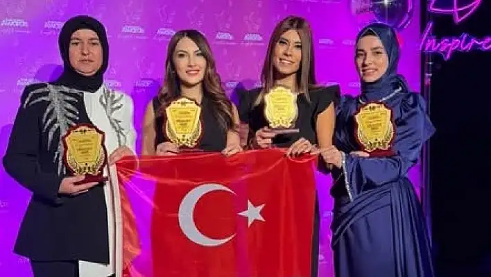 Tireli Öğretmene İngiltere'den Büyük Onur