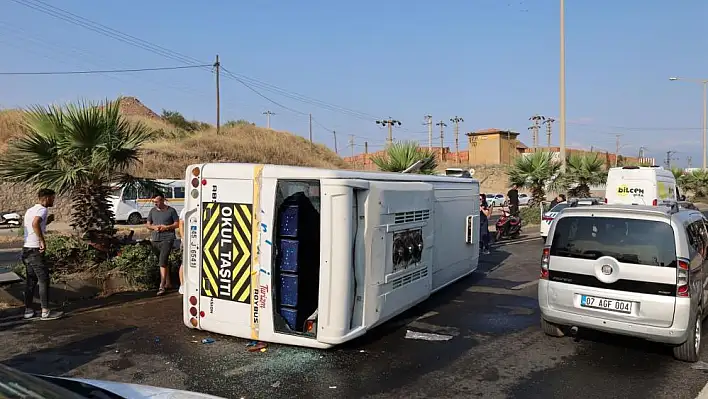 Turgutlu’da işçi servisi devrilmesi sonucu çok kişi yaralandı