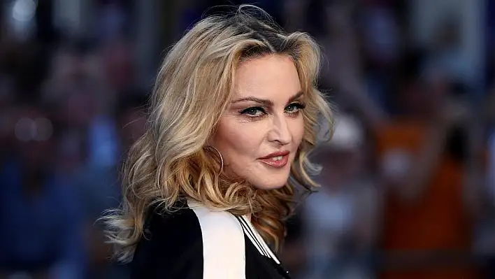 Ünlü şarkıcı Madonna'dan konser kararı