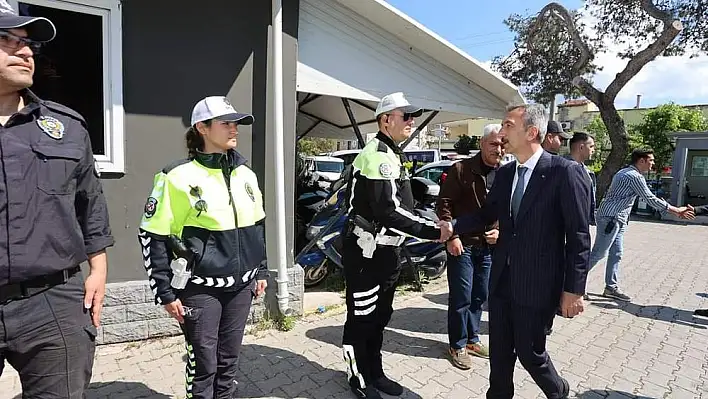 Urla'da Ramazan Bayramı törenlerle kutlandı