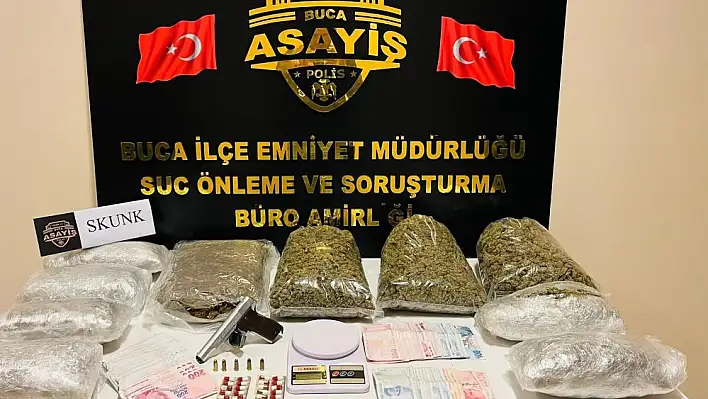 Uyuşturucu tacirleri Buca’da polisten kaçamadı