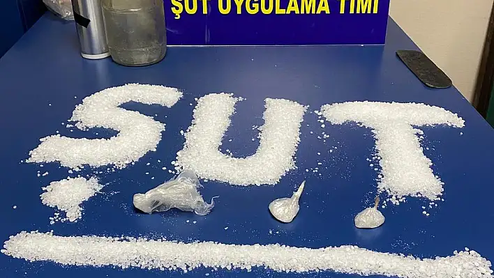 Uyuşturucu tacirlerine suçüstü