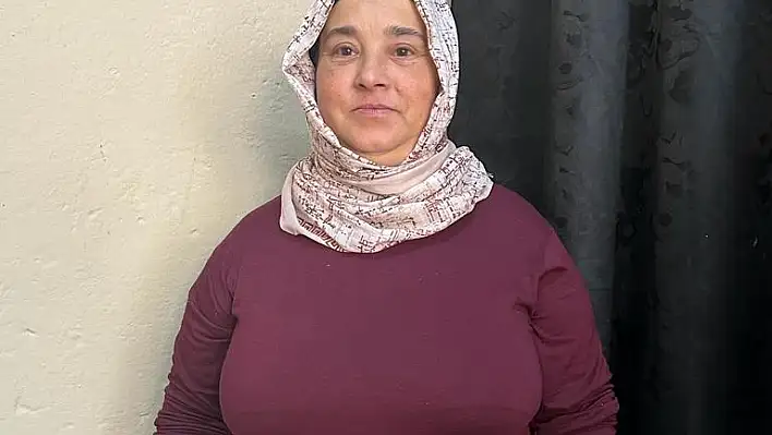 'Üzüntüm, anneme hediye alamamak'