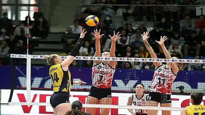 Voleybolda Dörtlü Final maçları İzmir’de