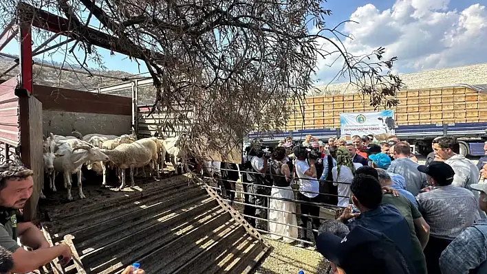 Yangın Sonrası Üreticiye Can Suyu: Destekler Teslim Edildi