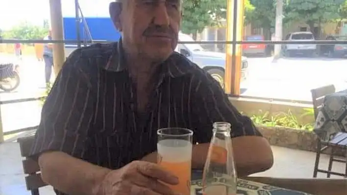 Yolda yürüyen yaşlı adam araç çarpması sonucu hayatını kaybetti