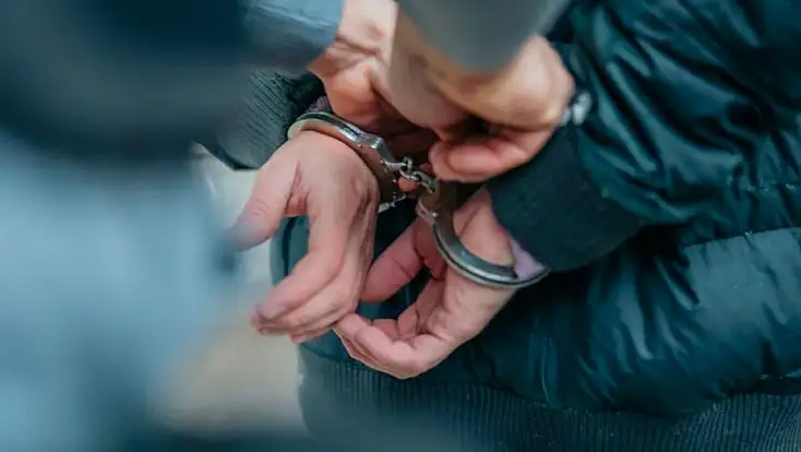 İzmir Dahil 27 İlde FETÖ’ye Operasyon: 71 Şüpheli Yakalandı