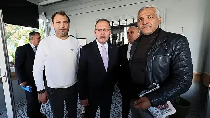 Kasapoğlu İzmir’de amatör spor camiasıyla bir araya geldi