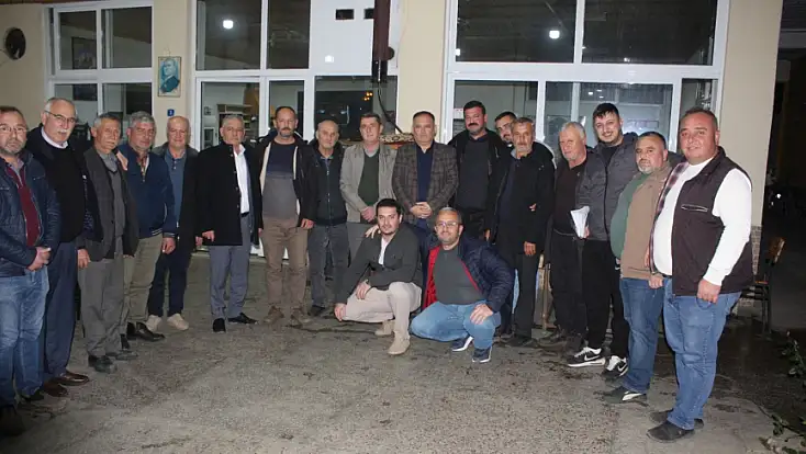 HALİL KARAKAŞ SAHAYA İNDİ BADEMLİ VE BIÇAKÇI’DA ŞOFÖR ESNAFIYLA YÜZ YÜZE