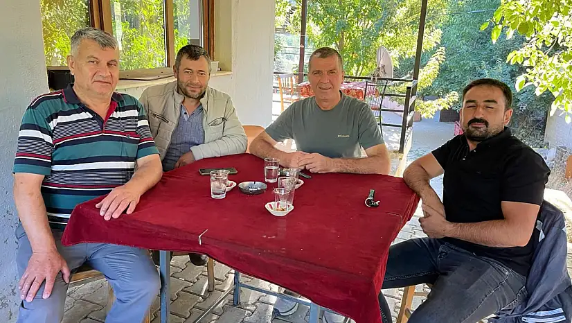 AK Parti İlçe Başkanı Öncel, Muhtarlarla Sabah Sohbetinde Buluştu