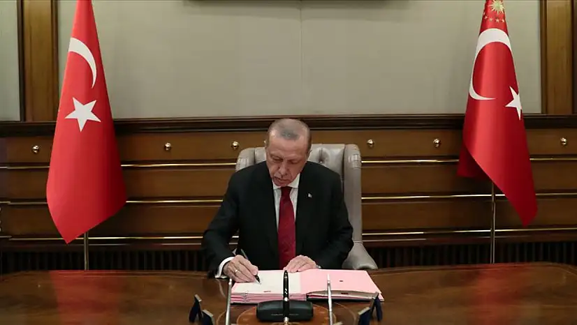 ERDOĞAN'IN İMZASIYLA İZMİR'DE İKİ KRİTİK GÖREV DEĞİŞTİ