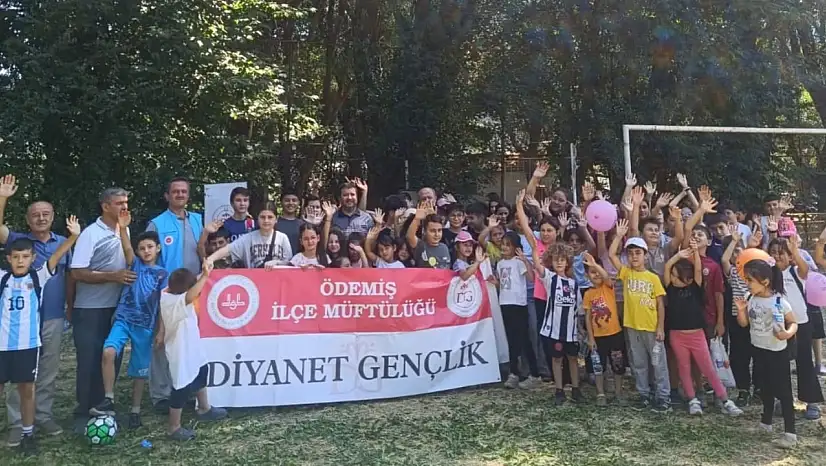 Kur'an Kursu Öğrencileri Gölcük'te Doğayla Buluştu