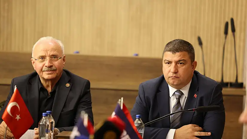 TİRE BELEDİYE BAŞKANI OKUROĞLU MUĞLA TOPLANTISINDA